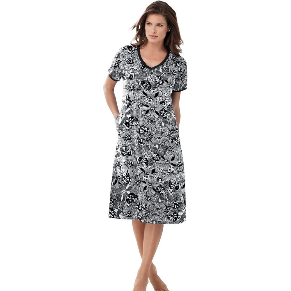 image:imageDreams amp Co Plus Size VNeck Short Sleeve Short TShirt LoungerBlack White Flower