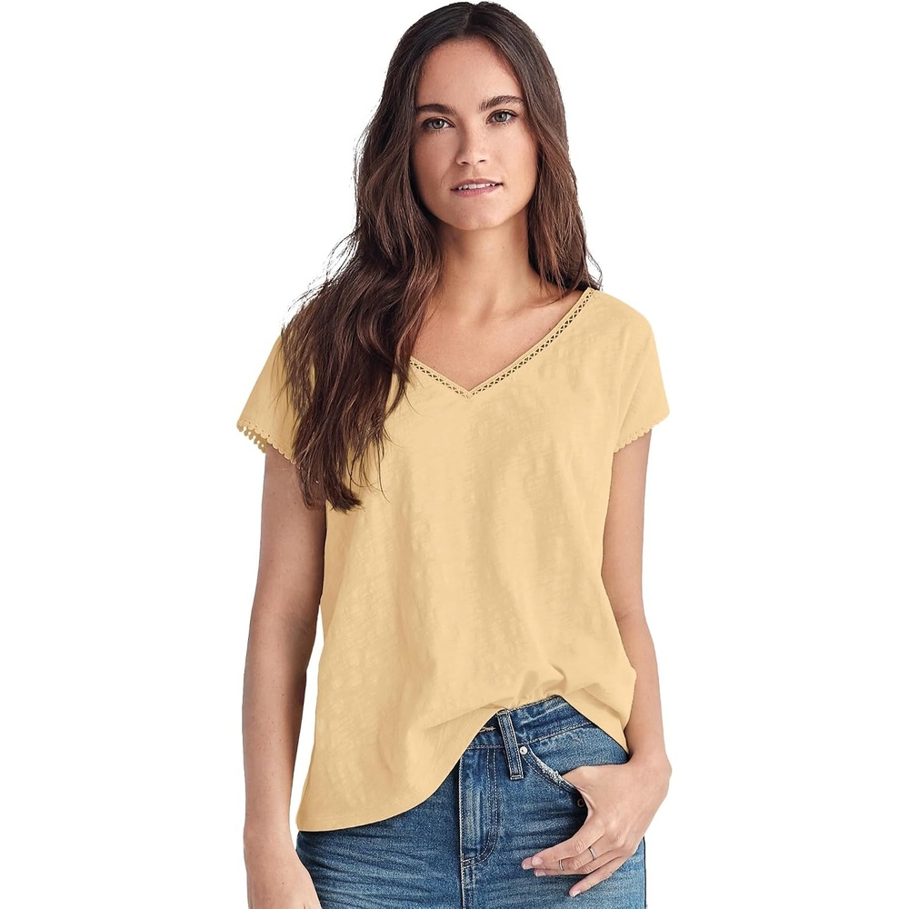 image:imageellos Plus Size VNeck ALine Crochet Trim TeeDusty Maize